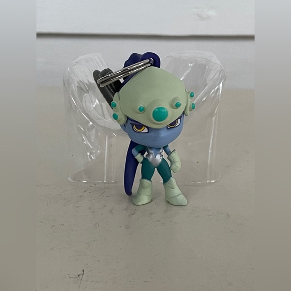 3/25 Overwatch Widowmaker Bundle Backpack Hanger/Figurine - Picture 8 of 9